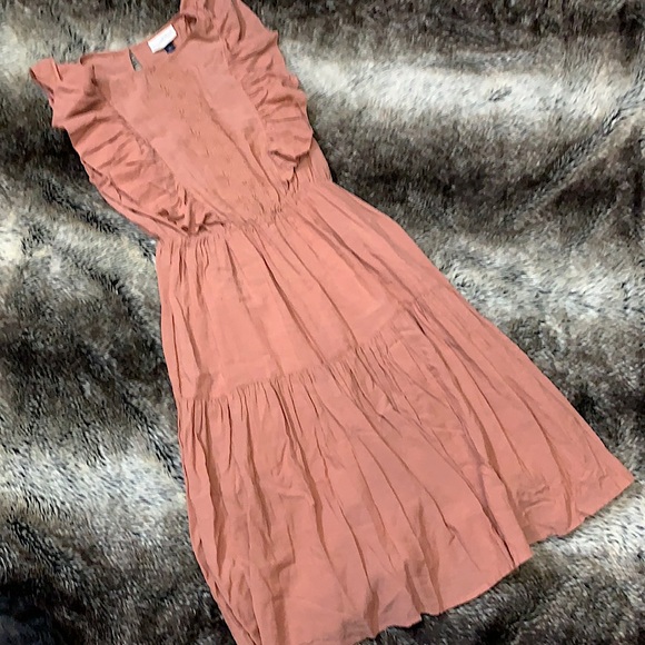 Universal Thread Dresses & Skirts - Universal Thread Ruffle Midi Dress